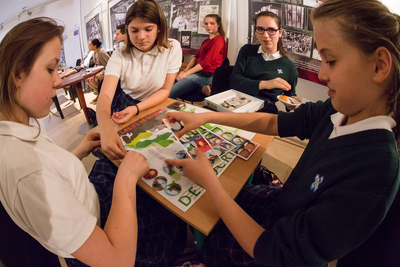 Premiera planszowej gry edukacyjnej „Across the Iron Curtain” – Warszawa, 13 czerwca 2017. Fot. Sławomir Kasper (IPN)