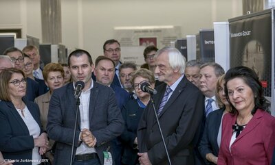 Wystawa „Dla Ciebie, Polsko. W stulecie czynu legionowego” w Sejmie – 8 listopada 2017. Dr Maciej Zakrzewski. Fot. Marcin Jurkiewicz (IPN)