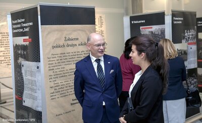 Wystawa „Dla Ciebie, Polsko. W stulecie czynu legionowego” w Sejmie – 8 listopada 2017. Fot. Marcin Jurkiewicz (IPN)