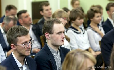 Dyskusja tematyczna towarzysząca wystawie "Dla Ciebie Polsko. W stulecie czynu legionowego" w Sejmie – 8 listopada 2017. Fot. Marcin Jurkiewicz /IPN