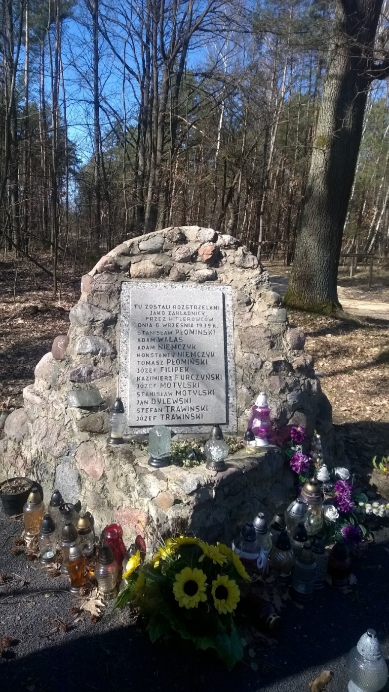 fot. Pomnik pierwotna wersja