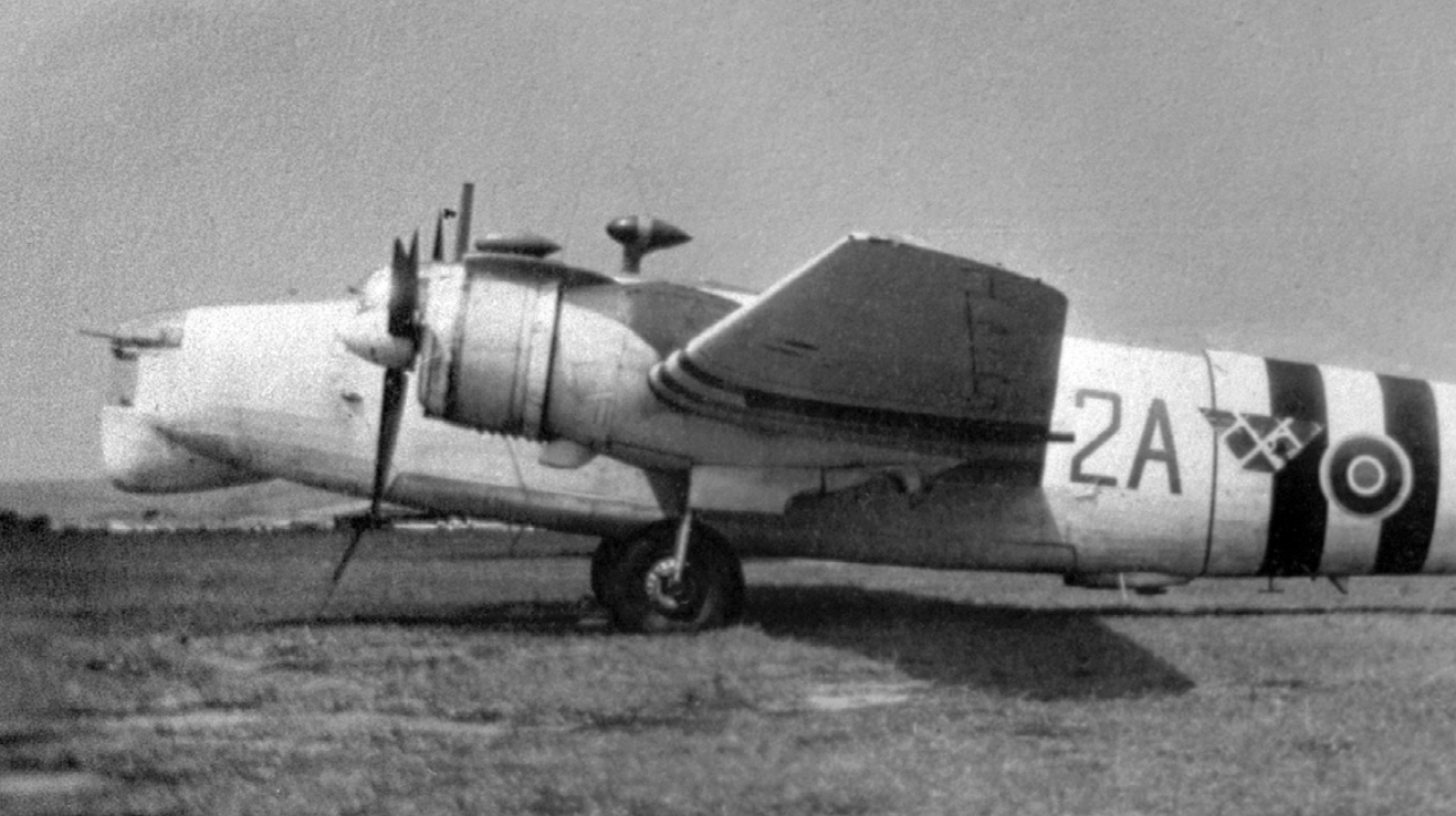 Samolot Vickers Wellington XIV nr HF331 z oznaczeniem taktycznym 2A; w nocy z 18 na 19 czerwca 1944 r. załoga tego samolotu dowodzona przez por. pil. Leopolda Antoniewicza zatopiła okręt podwodny typu VIIC oznaczony U-441