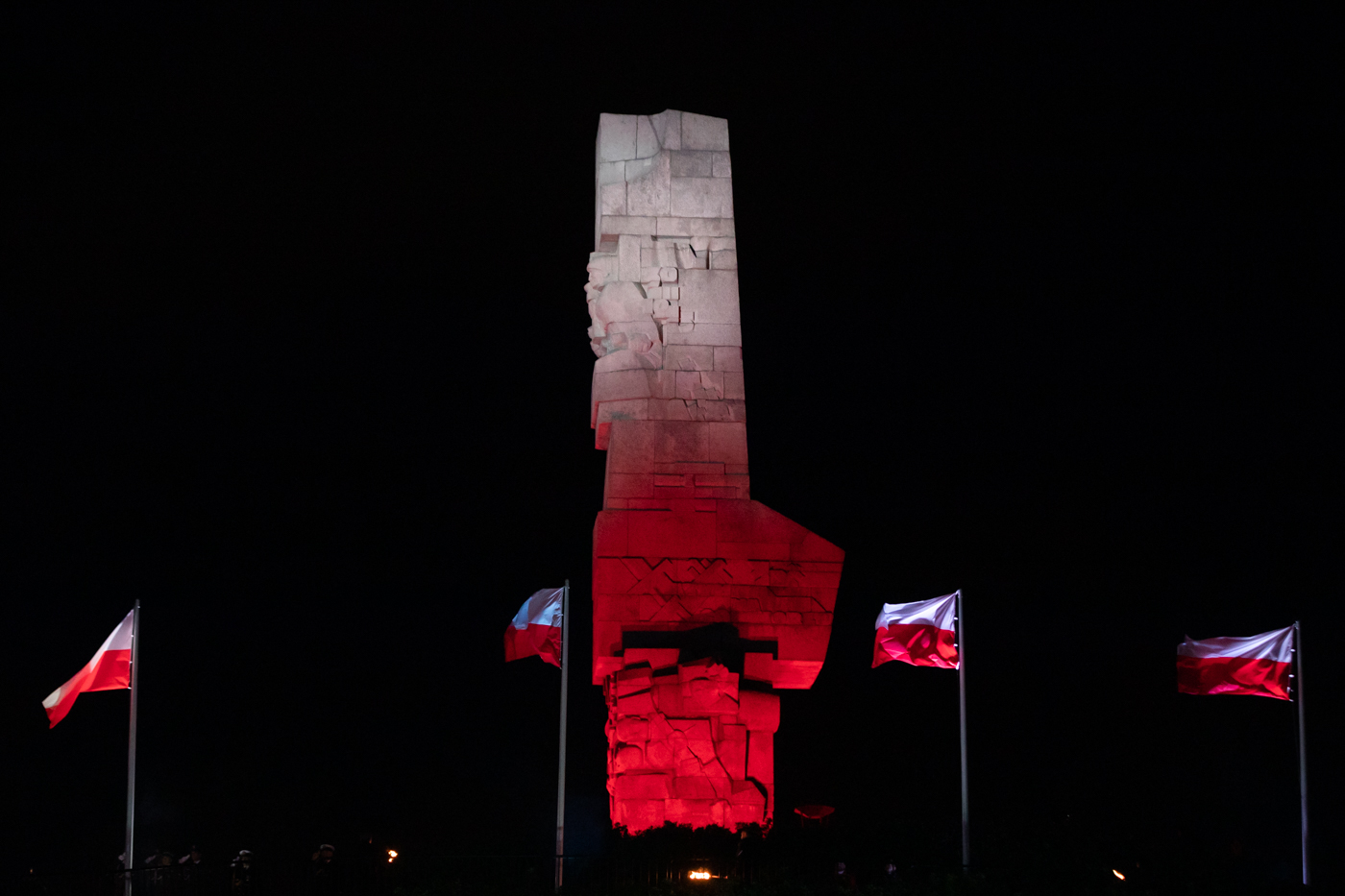 Prezes IPN wziął udział w uroczystościach pod pomnikiem Obrońców Wybrzeża na Westerplatte –Gdańsk, 1 września 2021. Fot. Mikołaj Bujak (IPN) Prezes IPN wziął udział w uroczystościach pod pomnikiem Obrońców Wybrzeża na Westerplatte –Gdańsk, 1 września 2021. Fot. Mikołaj Bujak (IPN)