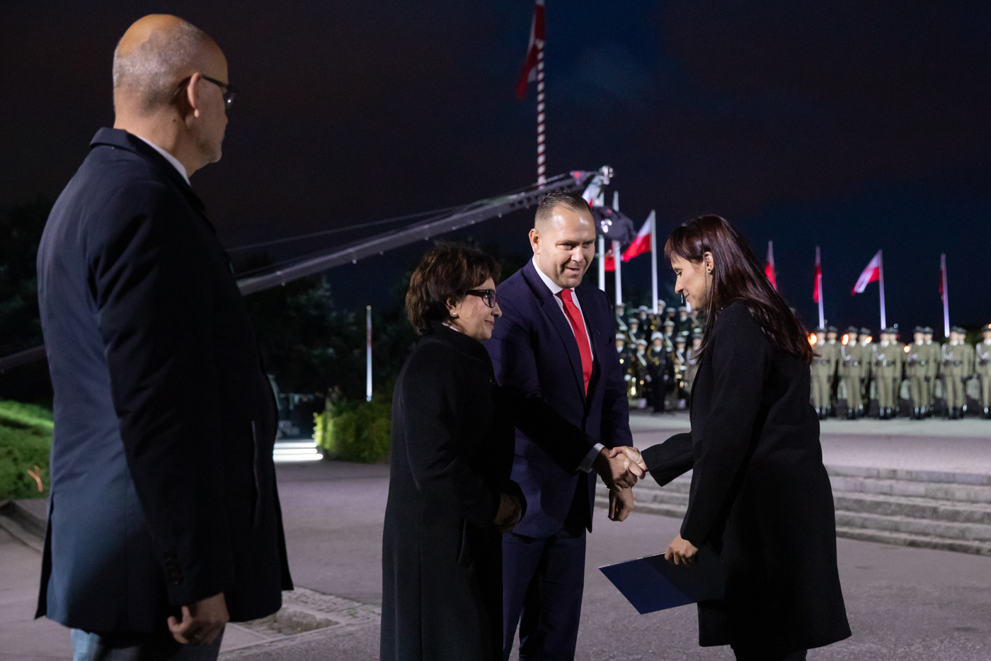 Wręczenie noty identyfikacyjnej rodzinie st. leg. Ignacego Zatorskiego. Fot. Mikołaj Bujak (IPN) Wręczenie noty identyfikacyjnej rodzinie st. leg. Ignacego Zatorskiego. Fot. Mikołaj Bujak (IPN)