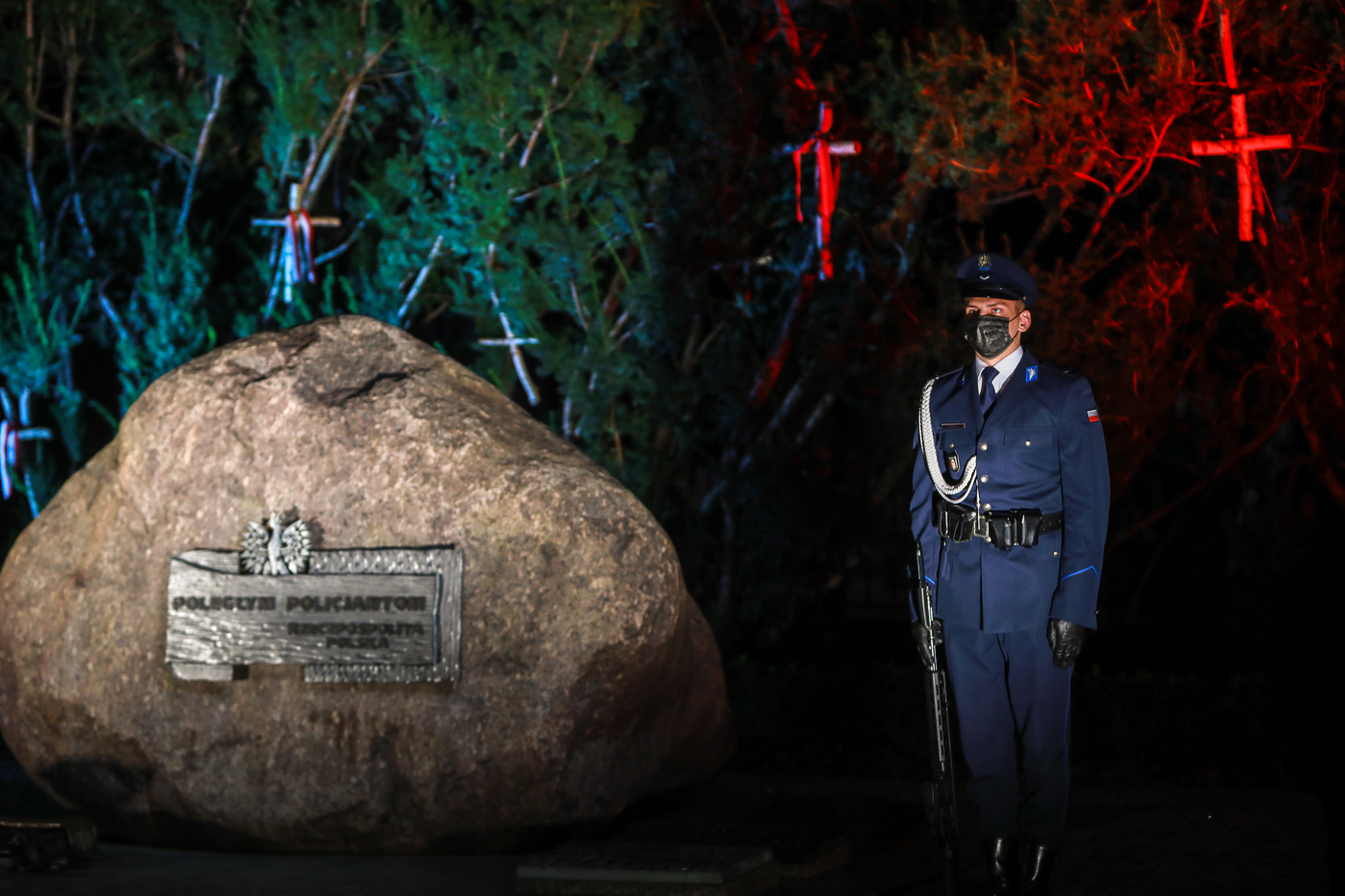 Uroczystości w KGP w 21. rocznicę otwarcia Polskiego Cmentarza Wojennego w Miednoje – 2 września 2021. Fot. Sławek Kasper (IPN) Uroczystości w KGP w 21. rocznicę otwarcia Polskiego Cmentarza Wojennego w Miednoje – 2 września 2021. Fot. Sławek Kasper (IPN)