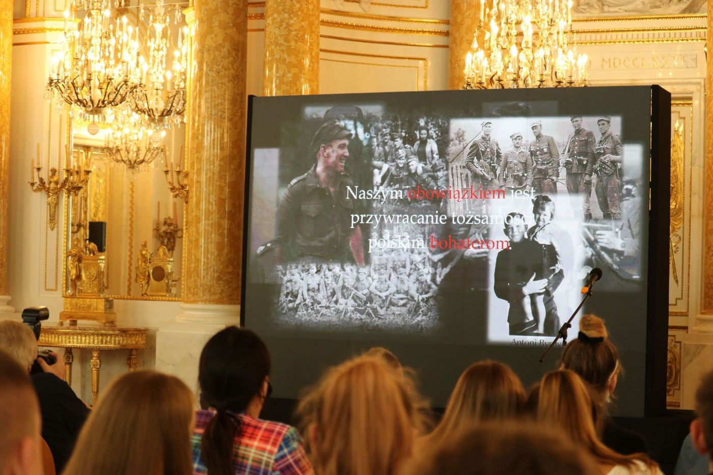 Finał III i IV edycji projektu „Łączka i inne miejsca poszukiwań” – Warszawa, 8 września 2021. Fot. Aleksandra Wierzchowska (IPN) Finał III i IV edycji projektu „Łączka i inne miejsca poszukiwań” – Warszawa, 8 września 2021. Fot. Aleksandra Wierzchowska (IPN)