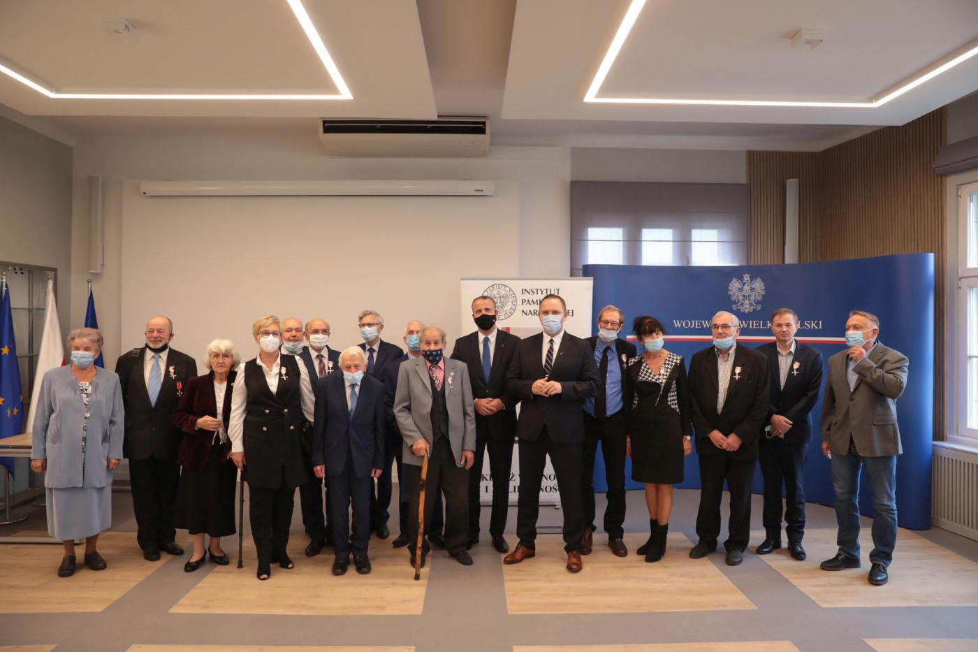 Uroczystość wręczenia Krzyży Wolności i Solidarności działaczom opozycji antykomunistycznej – Poznań, 21 września 2021. Fot. Mikołaj Bujak (IPN) Uroczystość wręczenia Krzyży Wolności i Solidarności działaczom opozycji antykomunistycznej – Poznań, 21 września 2021. Fot. Mikołaj Bujak (IPN)