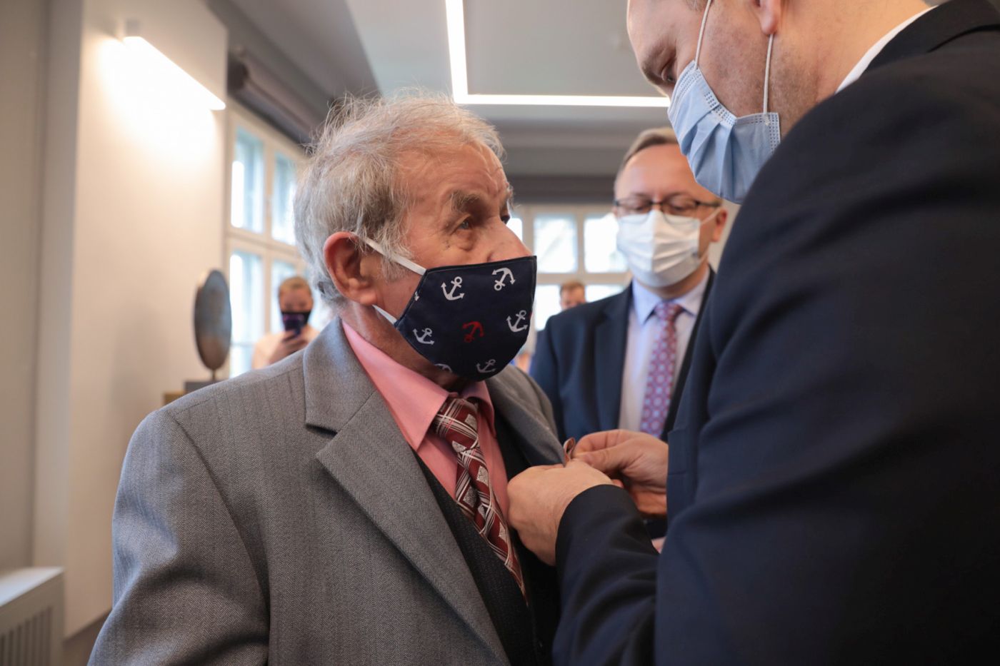 Uroczystość wręczenia Krzyży Wolności i Solidarności działaczom opozycji antykomunistycznej – Poznań, 21 września 2021. Fot. Mikołaj Bujak (IPN) Uroczystość wręczenia Krzyży Wolności i Solidarności działaczom opozycji antykomunistycznej – Poznań, 21 września 2021. Fot. Mikołaj Bujak (IPN)