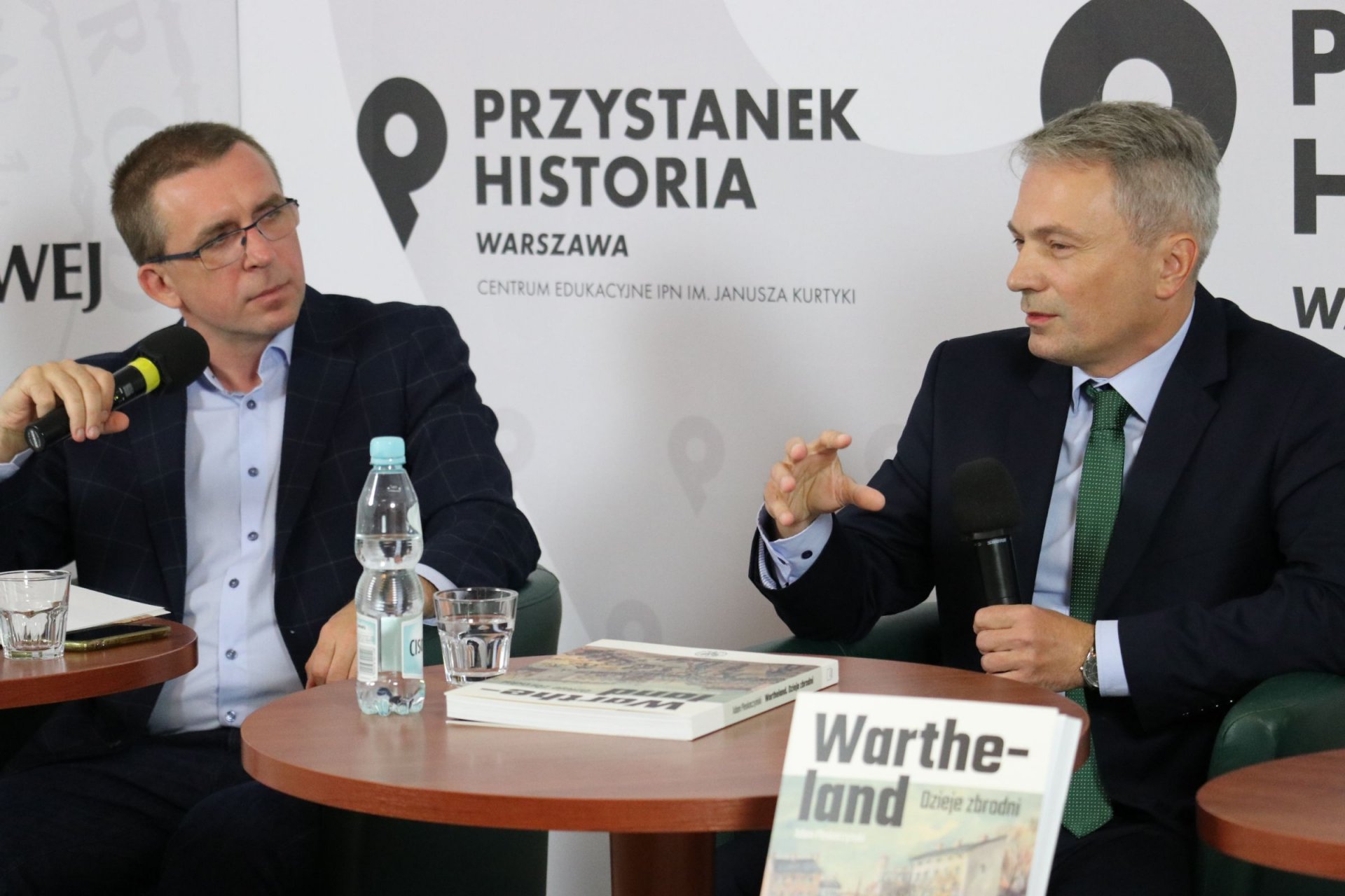 Dyskusja o książce „Wartheland. Dzieje zbrodni” – Warszawa, 8 października 2021. Fot. Aleksandra Wierzchowska (IPN) Dyskusja o książce „Wartheland. Dzieje zbrodni” – Warszawa, 8 października 2021. Fot. Aleksandra Wierzchowska (IPN)