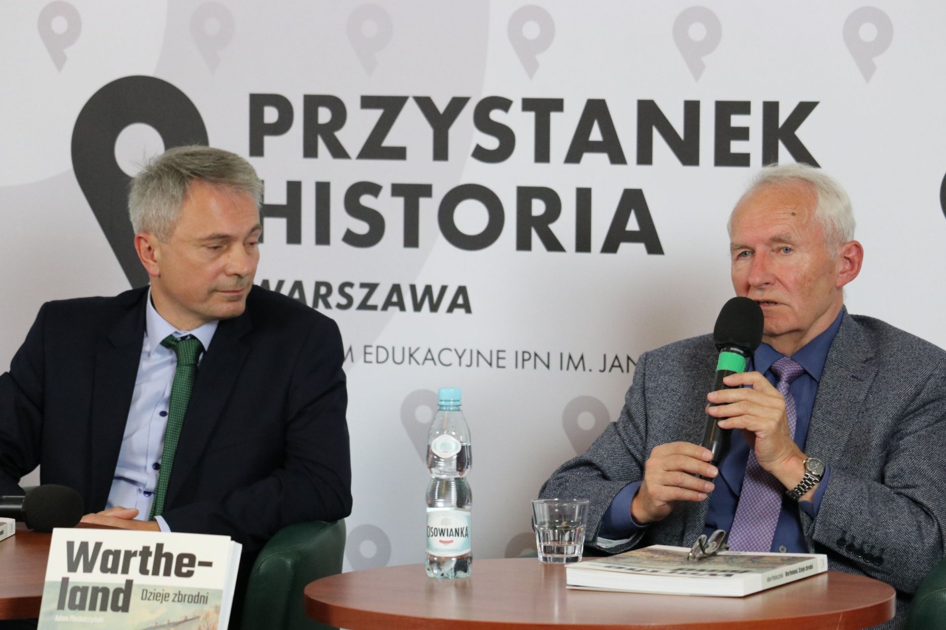 Dyskusja o książce „Wartheland. Dzieje zbrodni” – Warszawa, 8 października 2021. Fot. Aleksandra Wierzchowska (IPN) Dyskusja o książce „Wartheland. Dzieje zbrodni” – Warszawa, 8 października 2021. Fot. Aleksandra Wierzchowska (IPN)