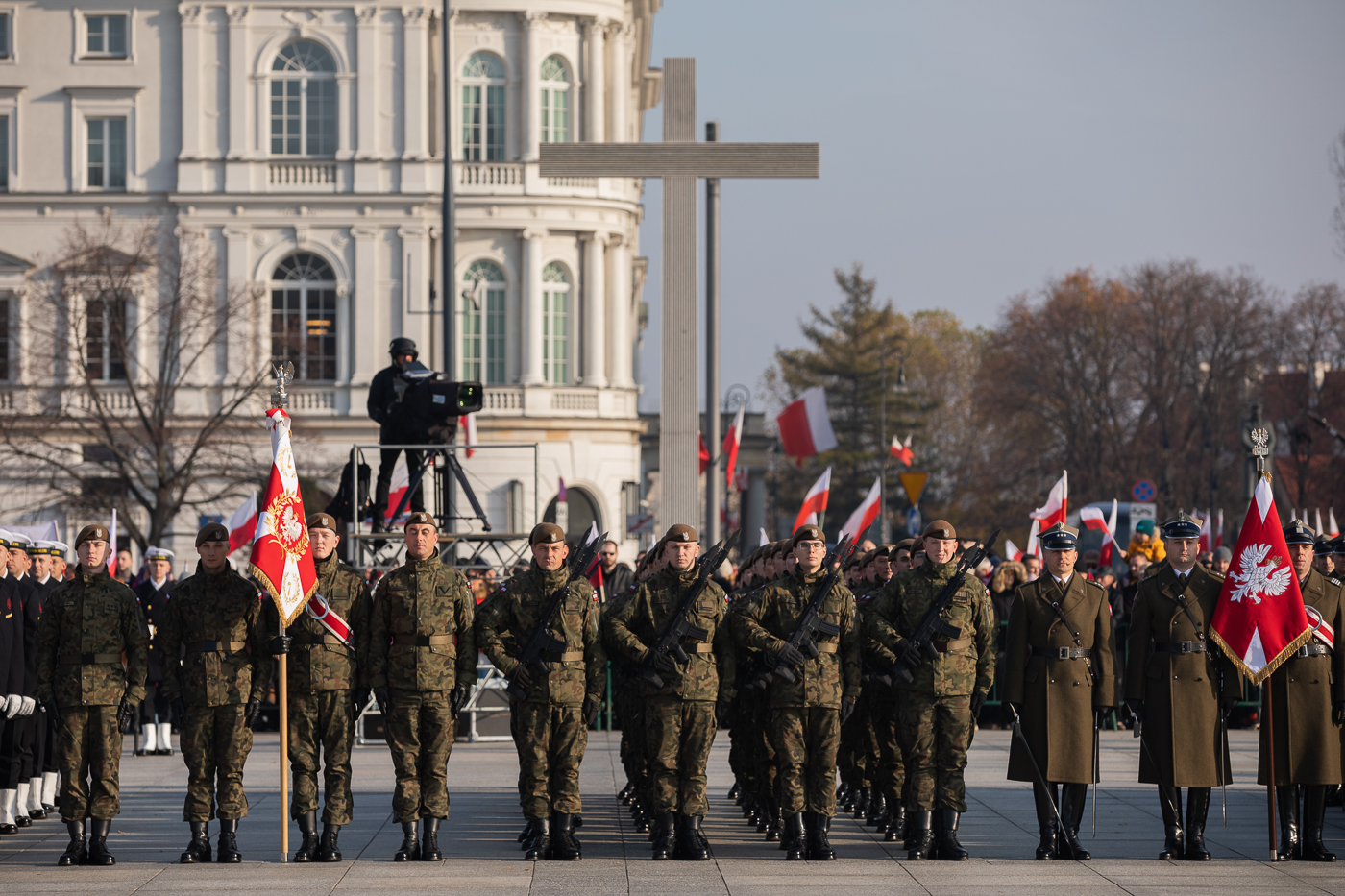 Obchody Narodowego Święta Niepodległości na placu Marszałka Piłsudskiego w Warszawie – 11 listopada 2021. Fot. Mikołaj Bujak (IPN) Obchody Narodowego Święta Niepodległości na placu Marszałka Piłsudskiego w Warszawie – 11 listopada 2021. Fot. Mikołaj Bujak (IPN)