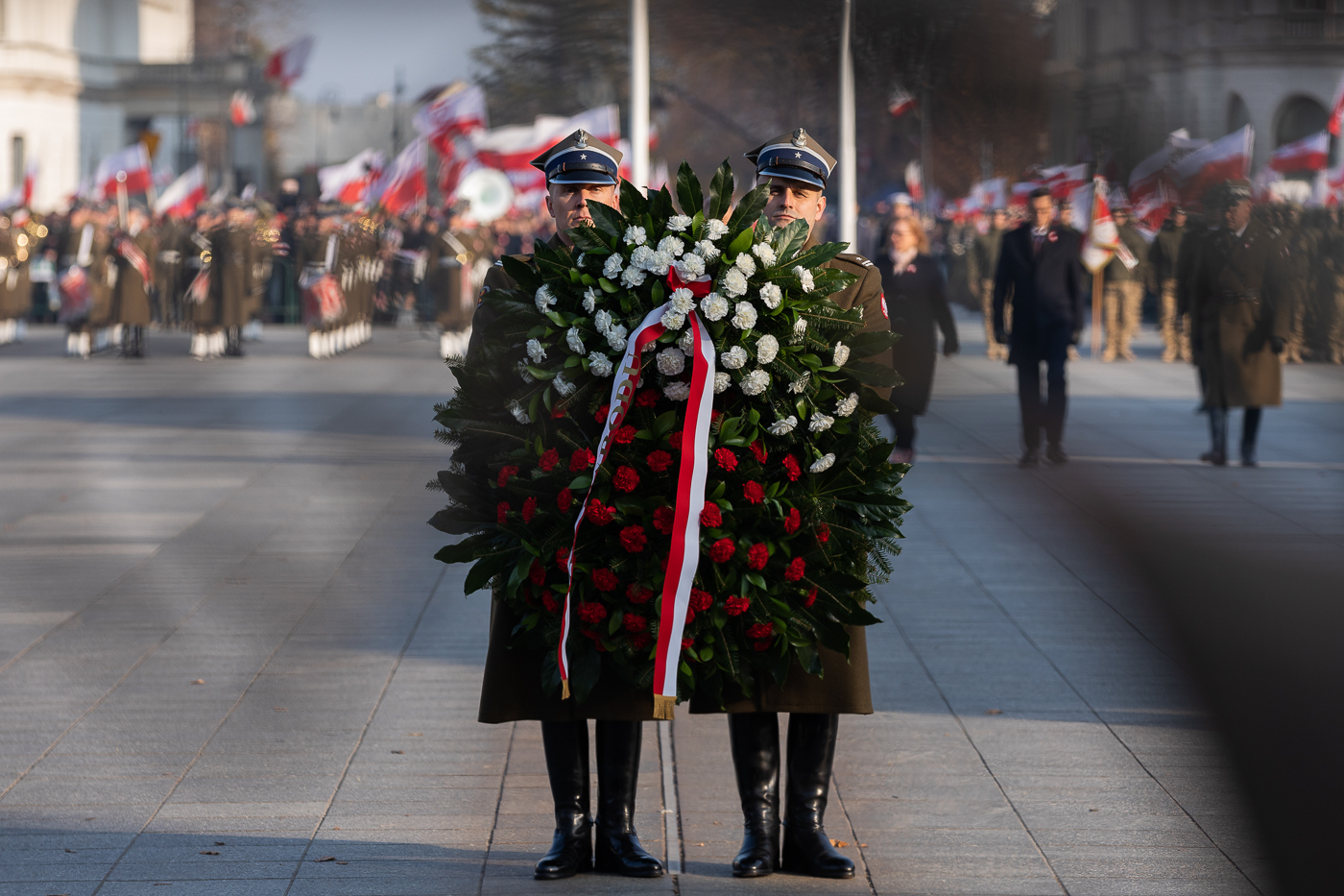 Obchody Narodowego Święta Niepodległości na placu Marszałka Piłsudskiego w Warszawie – 11 listopada 2021. Fot. Mikołaj Bujak (IPN) Obchody Narodowego Święta Niepodległości na placu Marszałka Piłsudskiego w Warszawie – 11 listopada 2021. Fot. Mikołaj Bujak (IPN)