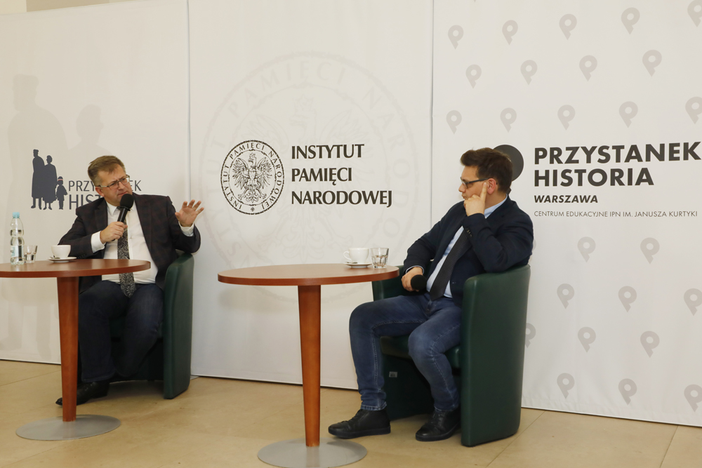 Dyskusja „Od kryzysu rządowego do paktu Sikorski-Majski (czerwiec 1940 – lipiec 1941)” z cyklu „O podmiotowość…” – Warszawa, 7 grudnia 2021. Fot. Piotr Życieński (IPN) Dyskusja „Od kryzysu rządowego do paktu Sikorski-Majski (czerwiec 1940 – lipiec 1941)” z cyklu „O podmiotowość…” – Warszawa, 7 grudnia 2021. Fot. Piotr Życieński (IPN)