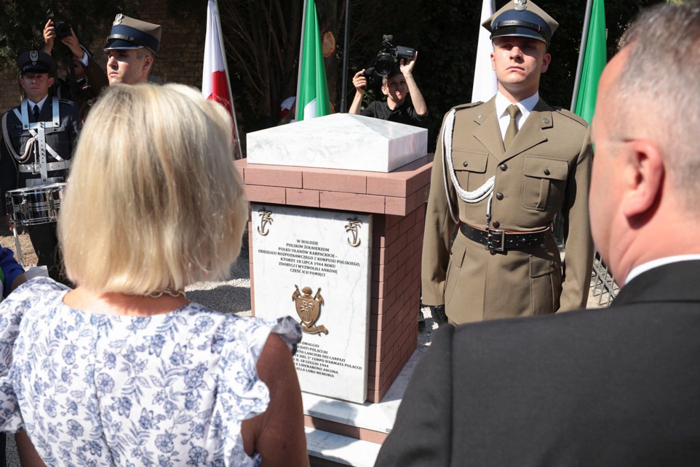 Obchody 78. rocznicy wyzwolenia Ankony przez żołnierzy 2. Korpusu Polskiego – 18 lipca 2022. Fot. Mikołaj Bujak (IPN) Obchody 78. rocznicy wyzwolenia Ankony przez żołnierzy 2. Korpusu Polskiego – 18 lipca 2022. Fot. Mikołaj Bujak (IPN)