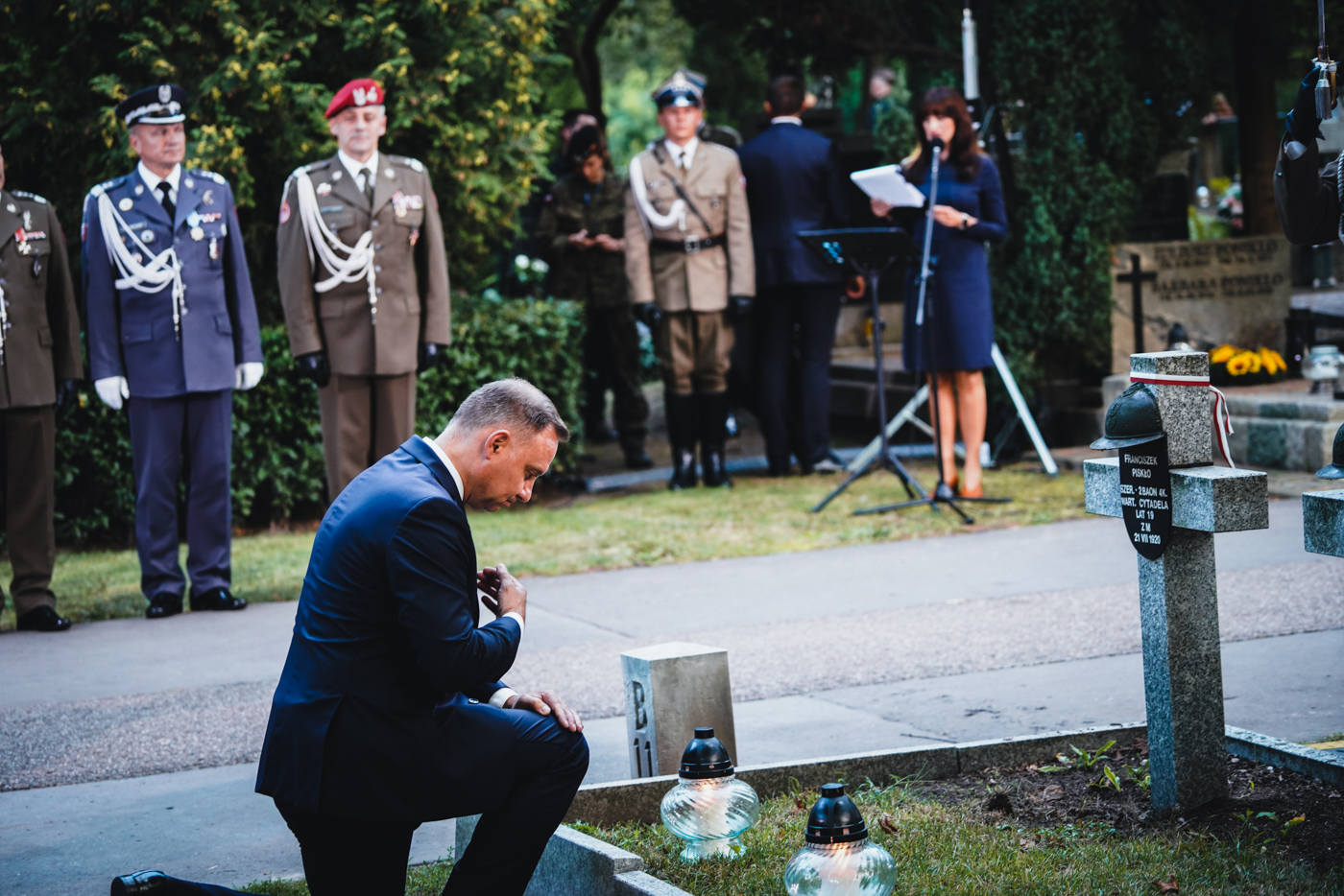 Apel Pamięci przed Pomnikiem Poległych w 1920 r. – fot. MN/BUWiM Apel Pamięci przed Pomnikiem Poległych w 1920 r. – fot. MN/BUWiM