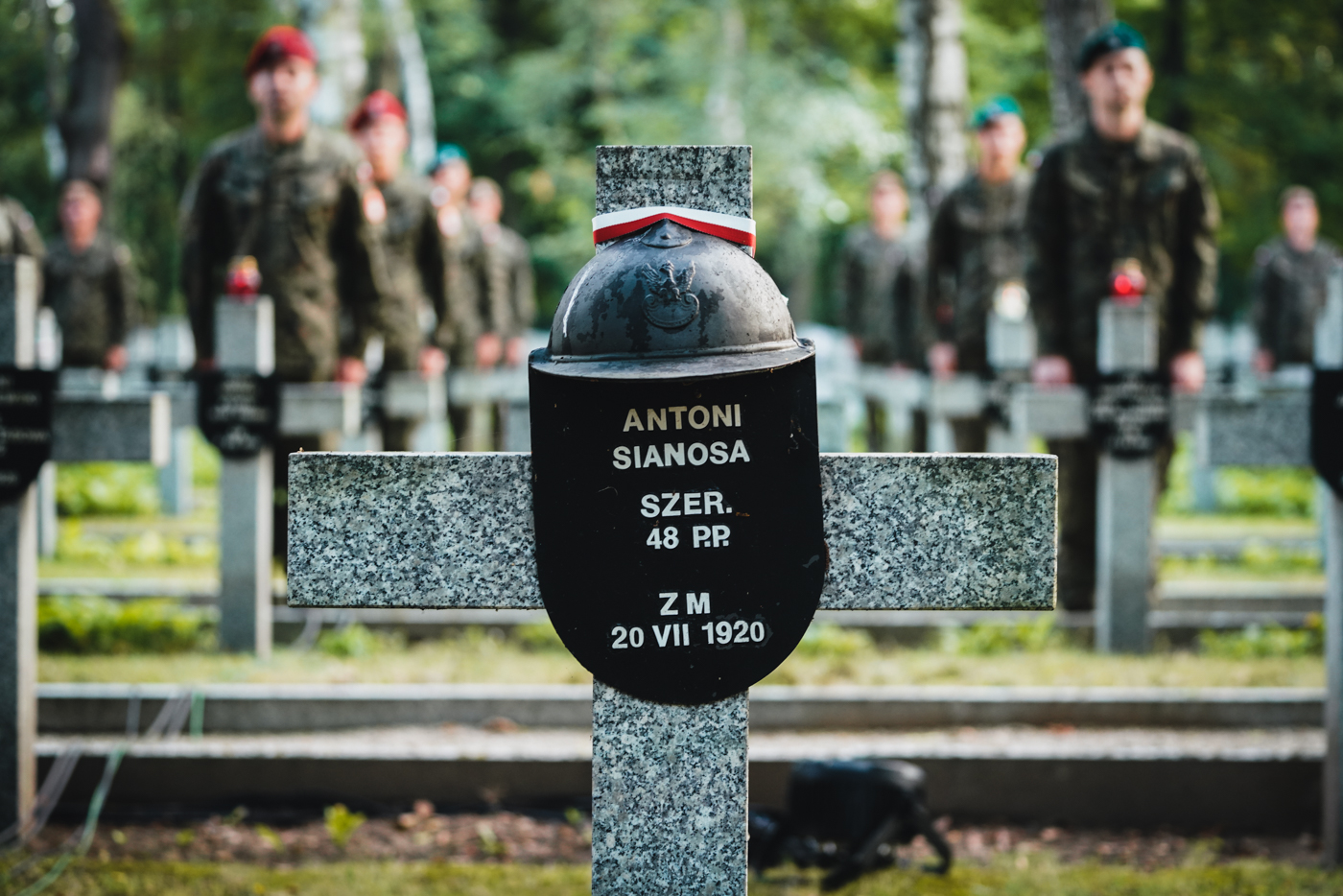Apel Pamięci przed Pomnikiem Poległych w 1920 r. – fot. MN/BUWiM Apel Pamięci przed Pomnikiem Poległych w 1920 r. – fot. MN/BUWiM
