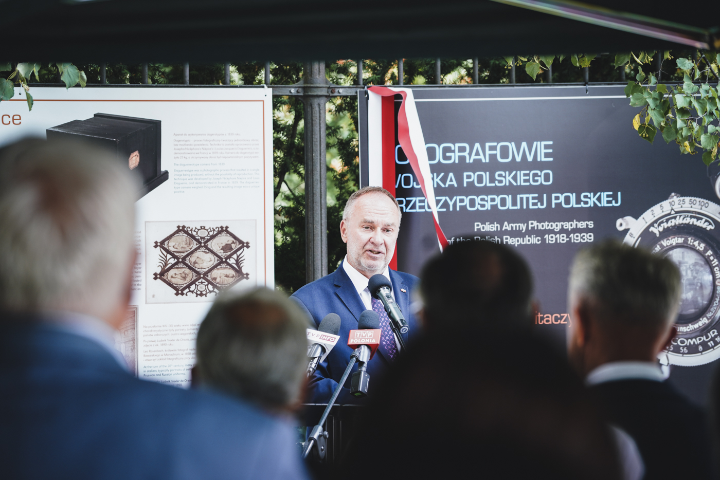 Wystawa "fotografowie Wojska Polskiego II RP – Witold Pikiel i Narcyz Witczak-Witaczyński" – fot. MN/BUWiM Wystawa "fotografowie Wojska Polskiego II RP – Witold Pikiel i Narcyz Witczak-Witaczyński" – fot. MN/BUWiM