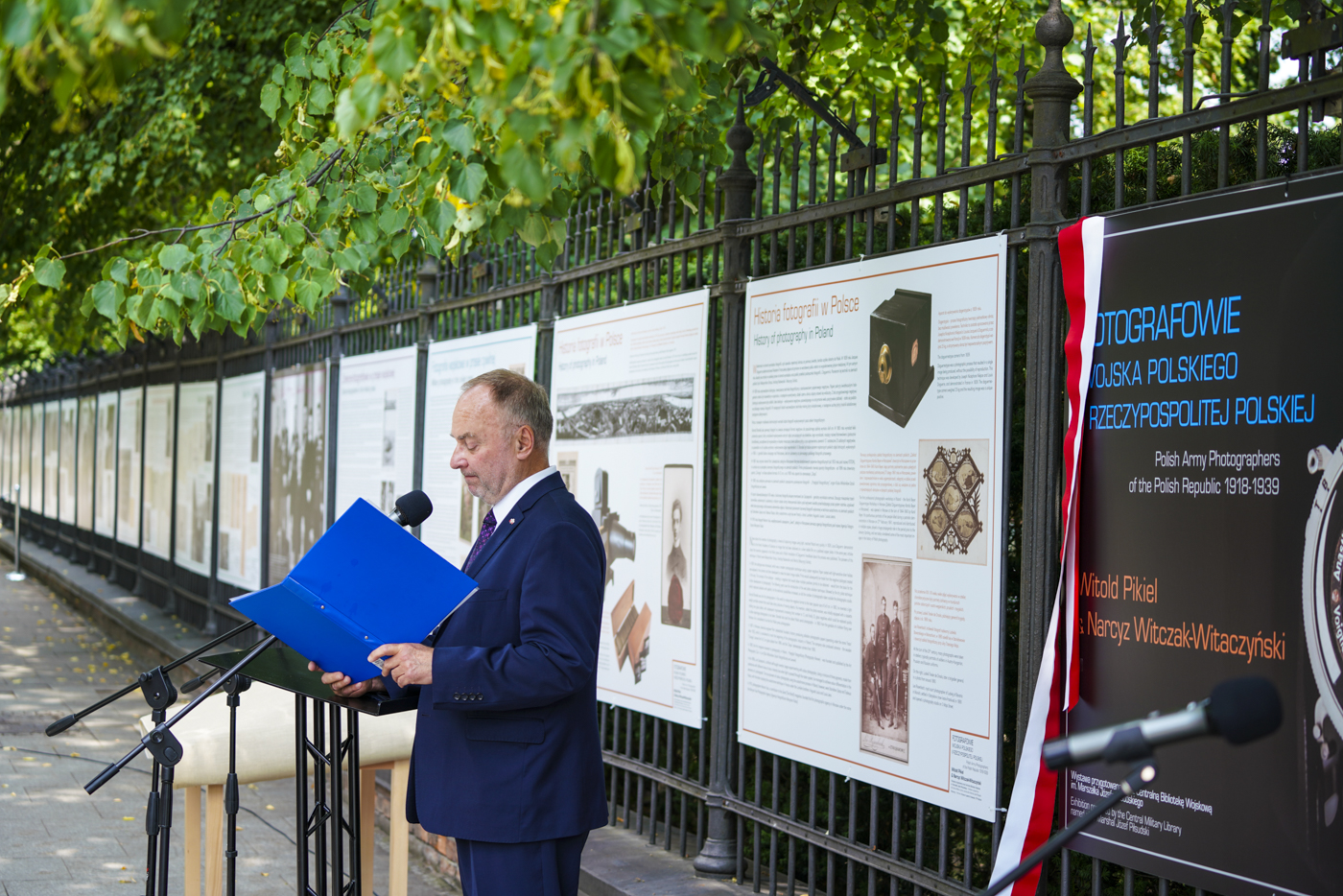 Wystawa "fotografowie Wojska Polskiego II RP – Witold Pikiel i Narcyz Witczak-Witaczyński" – fot. MN/BUWiM Wystawa "fotografowie Wojska Polskiego II RP – Witold Pikiel i Narcyz Witczak-Witaczyński" – fot. MN/BUWiM