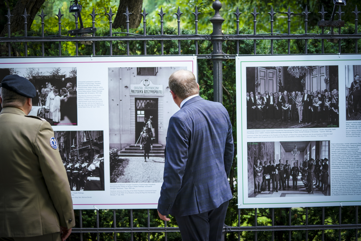 Wystawa "fotografowie Wojska Polskiego II RP – Witold Pikiel i Narcyz Witczak-Witaczyński" – fot. MN/BUWiM Wystawa "fotografowie Wojska Polskiego II RP – Witold Pikiel i Narcyz Witczak-Witaczyński" – fot. MN/BUWiM