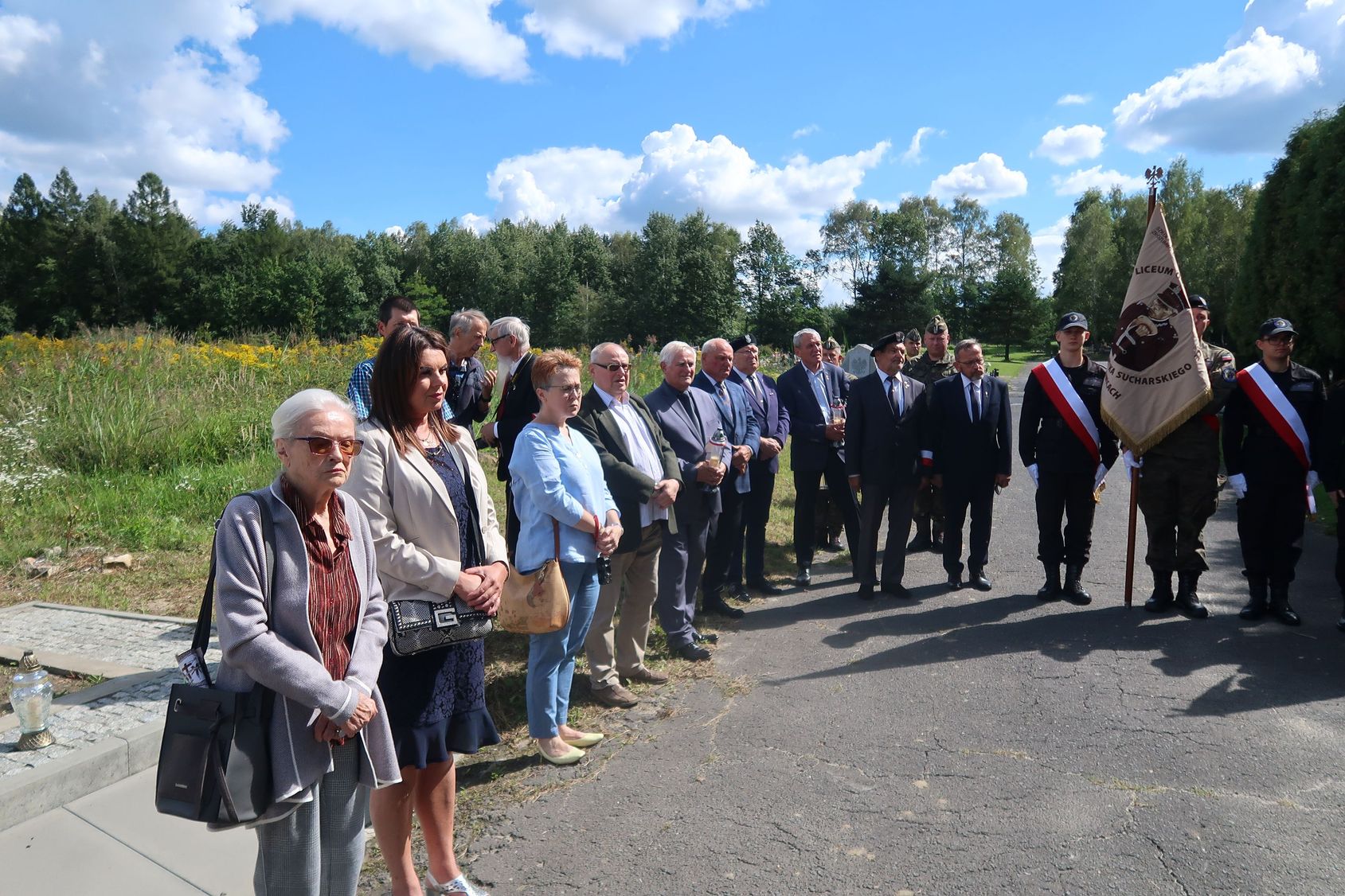 Uroczystość oznaczenia tabliczką „grób weterana walk o wolność i niepodległość Polski” mogiły śp. ppłk. Henryka Czerwińskiego – fot. OBUWiM IPN Katowice Uroczystość oznaczenia tabliczką „grób weterana walk o wolność i niepodległość Polski” mogiły śp. ppłk. Henryka Czerwińskiego – fot. OBUWiM IPN Katowice