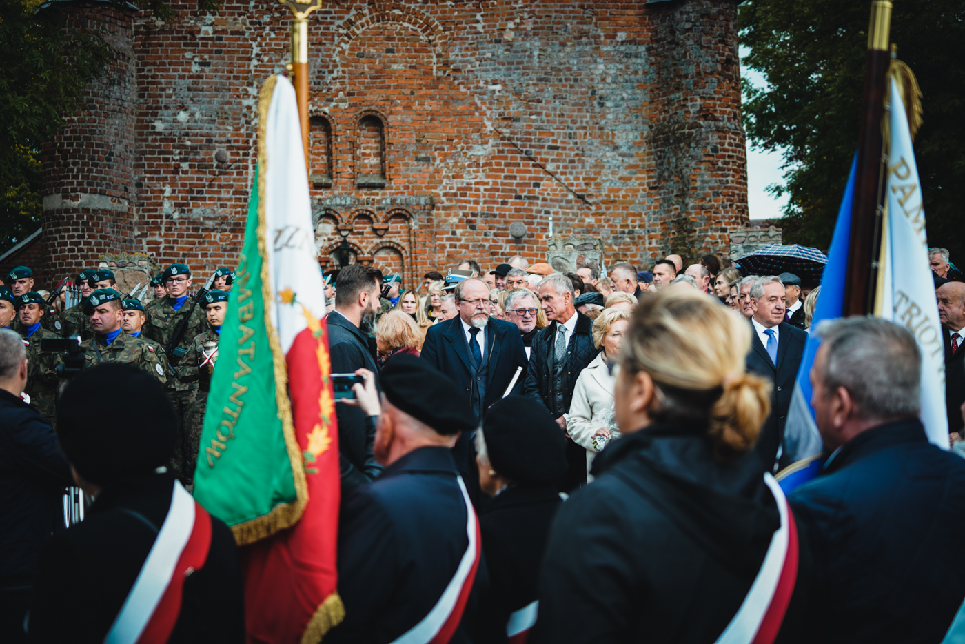 Odsłonięcie pomnika "Bohaterom Niepodległości" – fot. MN/BUWiM Odsłonięcie pomnika "Bohaterom Niepodległości" – fot. MN/BUWiM