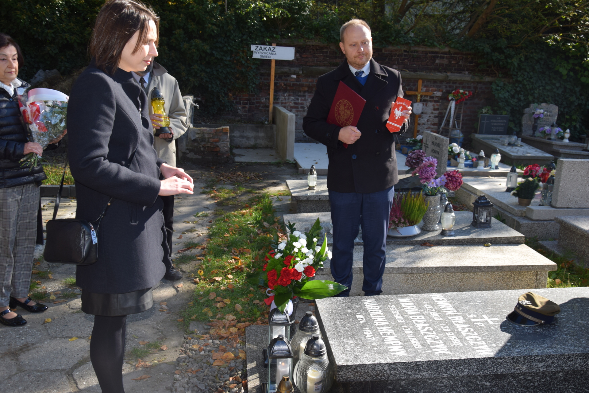 „Tobie Polsko” uroczystość oznaczenia grobu powstańca śląskiego śp. ppor. Henryka Ludwika Błaszczyka – fot. OBUWiM IPN w Katowicach „Tobie Polsko” uroczystość oznaczenia grobu powstańca śląskiego śp. ppor. Henryka Ludwika Błaszczyka – fot. OBUWiM IPN w Katowicach