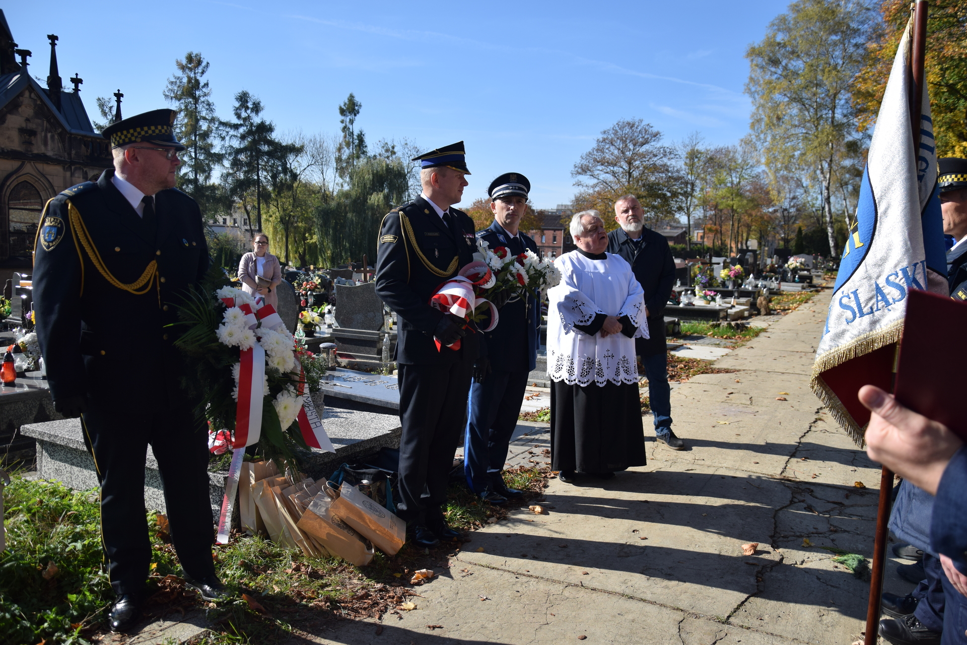 Tobie Polsko - uroczystość oznaczenia grobu powstańców śląskich śp. por. Jana i Klary Przybyłków Tobie Polsko - uroczystość oznaczenia grobu powstańców śląskich śp. por. Jana i Klary Przybyłków