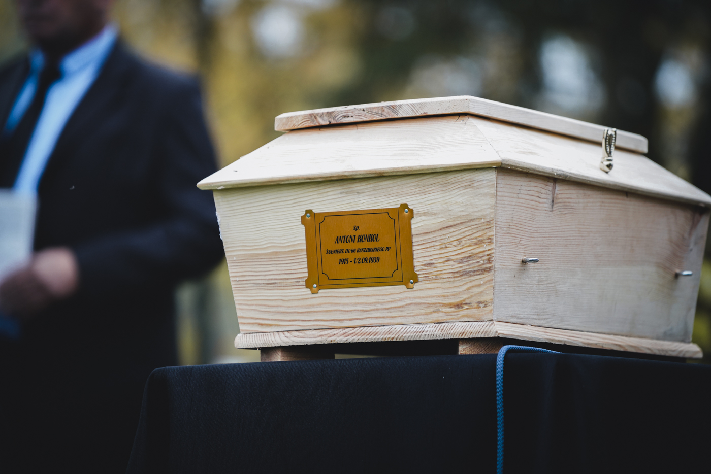 Państwowy pogrzeb żołnierzy Wojska Polskiego – Mełno, fot. MN/BUWiM Państwowy pogrzeb żołnierzy Wojska Polskiego – Mełno, fot. MN/BUWiM