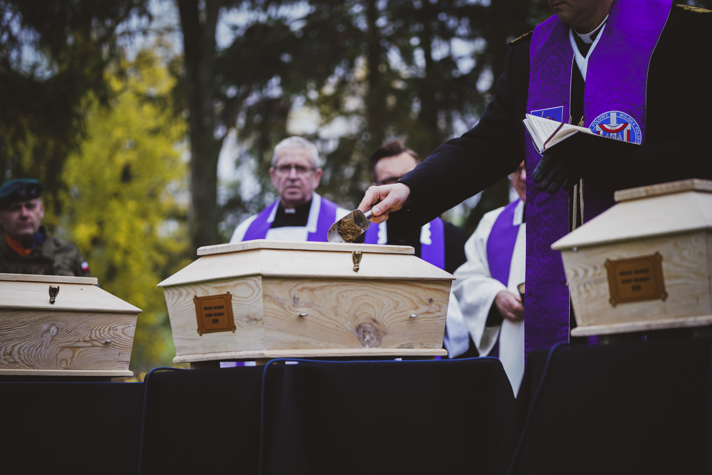 Państwowy pogrzeb żołnierzy Wojska Polskiego – Mełno, fot. MN/BUWiM Państwowy pogrzeb żołnierzy Wojska Polskiego – Mełno, fot. MN/BUWiM