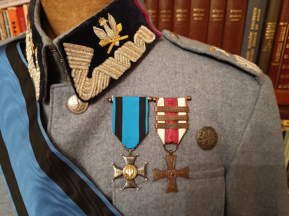 Odsłonięcie pomnika Marszałka Józefa Piłsudskiego – BUWiM IPN Szczecin Odsłonięcie pomnika Marszałka Józefa Piłsudskiego – BUWiM IPN Szczecin