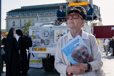 Otwarcie wystawy „Gaude Mater Polonia. Jan Paweł II w Ojczyźnie. 2–10 czerwca 1979” w Warszawie – 2 czerwca 2024. Fot. Marcin Jurkiewicz (IPN)