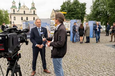 Otwarcie wystawy „Gaude Mater Polonia. Jan Paweł II w Ojczyźnie. 2–10 czerwca 1979” w Częstochowie – 4 czerwca 2024. Fot. Marcin Jurkiewicz (IPN)