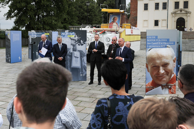 Otwarcie wystawy „Gaude Mater Polonia. Jan Paweł II w Ojczyźnie. 2–10 czerwca 1979” w Gnieźnie – 3 czerwca 2024. Fot. Mikołaj Bujak (IPN)