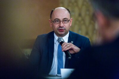 Dr Mateusz Szpytma przedstawił ofertę edukacyjną IPN i wystawę poświęconą „Żegocie”