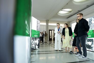 Wystawa „Obrona krzyża w Zespole Szkół Rolniczych w Miętnem w 1984 r.” w Sejmie RP – Warszawa, 12 czerwca 2024. Fot. Mikołaj Bujak (IPN)