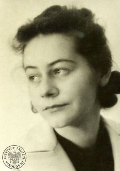 Krystyna Wituska, ps. „Kasia”, zdjęcie pochodzące ze znajdującego się w Archiwum IPN zespołu: Zbiór „Ob” akt obozowych i więziennych zawierający fragmenty akt niemieckich wytworzonych przez kancelarie obozów i więzień lub urzędy związane z ich działalnością
