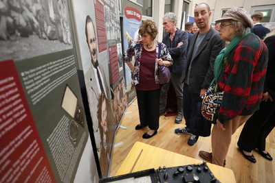 Uroczystość wręczenia medali  Reipublicae Memoriae Meritum działaczom polonijnym i otwarcie wystawy „Szlaki Nadziei. Odyseja Wolności” – Londyn, 9 lipca 2024. Fot. Mikołaj Bujak (IPN)