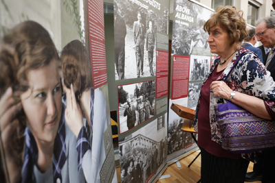 Uroczystość wręczenia medali  Reipublicae Memoriae Meritum działaczom polonijnym i otwarcie wystawy „Szlaki Nadziei. Odyseja Wolności” – Londyn, 9 lipca 2024. Fot. Mikołaj Bujak (IPN)