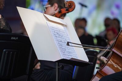 Koncert wieńczący uroczystości w Chełmie, upamiętniające ofiary ludobójstwa na Wołyniu – 12 lipca 2024. Fot. Mateusz Niegowski (IPN)