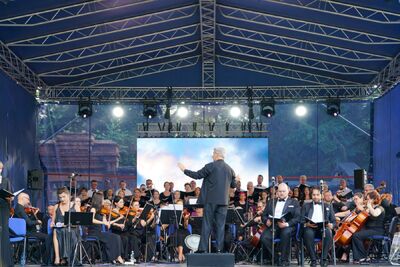 Koncert wieńczący uroczystości w Chełmie, upamiętniające ofiary ludobójstwa na Wołyniu – 12 lipca 2024. Fot. Mateusz Niegowski (IPN)