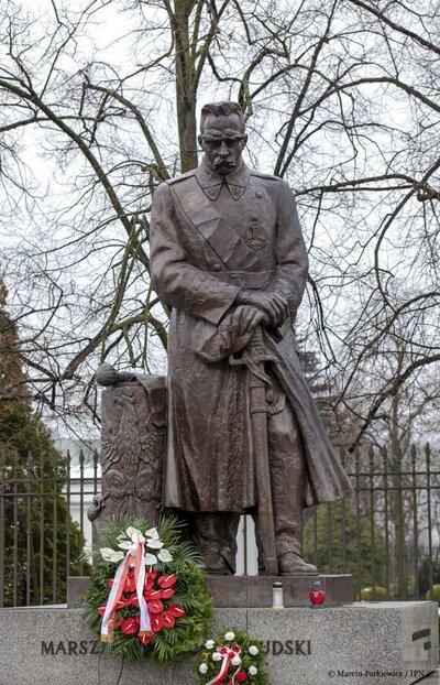 Pomnik Marszałka przy Belwederze