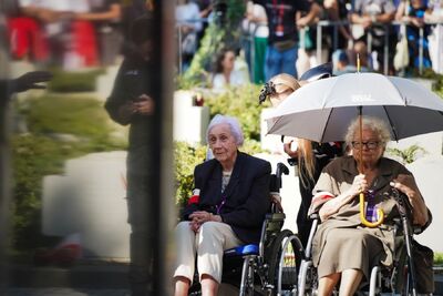 Uroczystości pod pomnikiem Gloria Victis na Cmentarzu Wojskowym na stołecznych Powązkach –1 sierpnia 2024. Fot. Mateusz Niegowski (IPN)