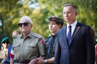 Uroczystości pod pomnikiem Gloria Victis na Cmentarzu Wojskowym na stołecznych Powązkach –1 sierpnia 2024. Fot. Mateusz Niegowski (IPN)