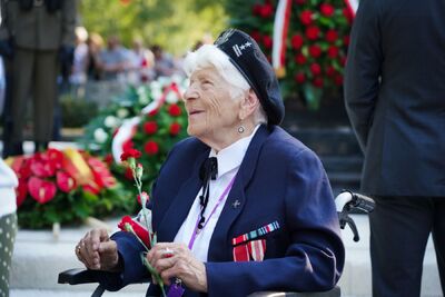 Uroczystości pod pomnikiem Gloria Victis na Cmentarzu Wojskowym na stołecznych Powązkach –1 sierpnia 2024. Fot. Mateusz Niegowski (IPN)