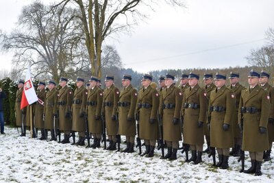 Obchody 150 rocznicy urodzin Marszałka Piłsudskiego w Zułowie, miejscu urodzin Marszałka
