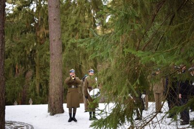 Uroczystości na cmentarzu wojskowym na Antokolu w Wilnie