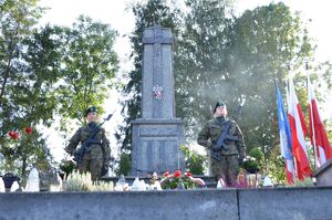 80. rocznica niemieckiej pacyfikacji Wiśniowej i okolicznych miejscowości. Fot. Janusz Ślęzak (IPN)