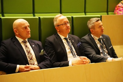 XXI Powszechny Zjazd Historyków Polskich. Na zdj. od lewej: dyrektor białostockiego oddziału IPN dr Marek Jedynak, zastępca prezesa IPN dr hab. Karol Polejowski, dyrektor Biura Badań Historycznych IPN dr Sebastian Pilarski – 17–20 września 2024. Fot. IPN