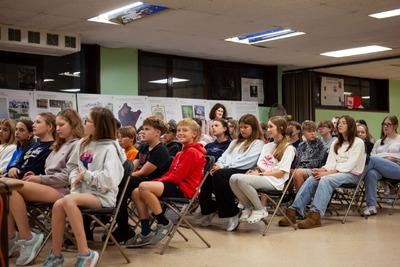 Wizyta w Polskiej Szkole Katolickiej im. św. Faustyny w Chicago – 24 września 2024. Fot. Jakub Nadstawny (IPN)