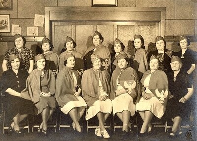 Członkinie Korpusu Pomocniczego Pań – organizacji założonej przez Agnieszkę Wisłę. Pittsburgh w Pensylwanii, 1940 r. (fot. Stowarzyszenie Weteranów Armii Polskiej w Ameryce, AIPN)